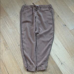 Lou & Grey LOFT Jogger Pants Size S